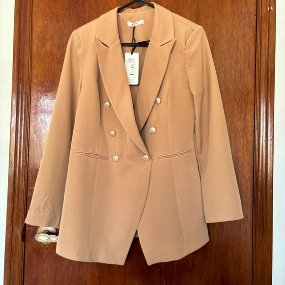 Elegant Blazer Set! - Picture 1 of 6